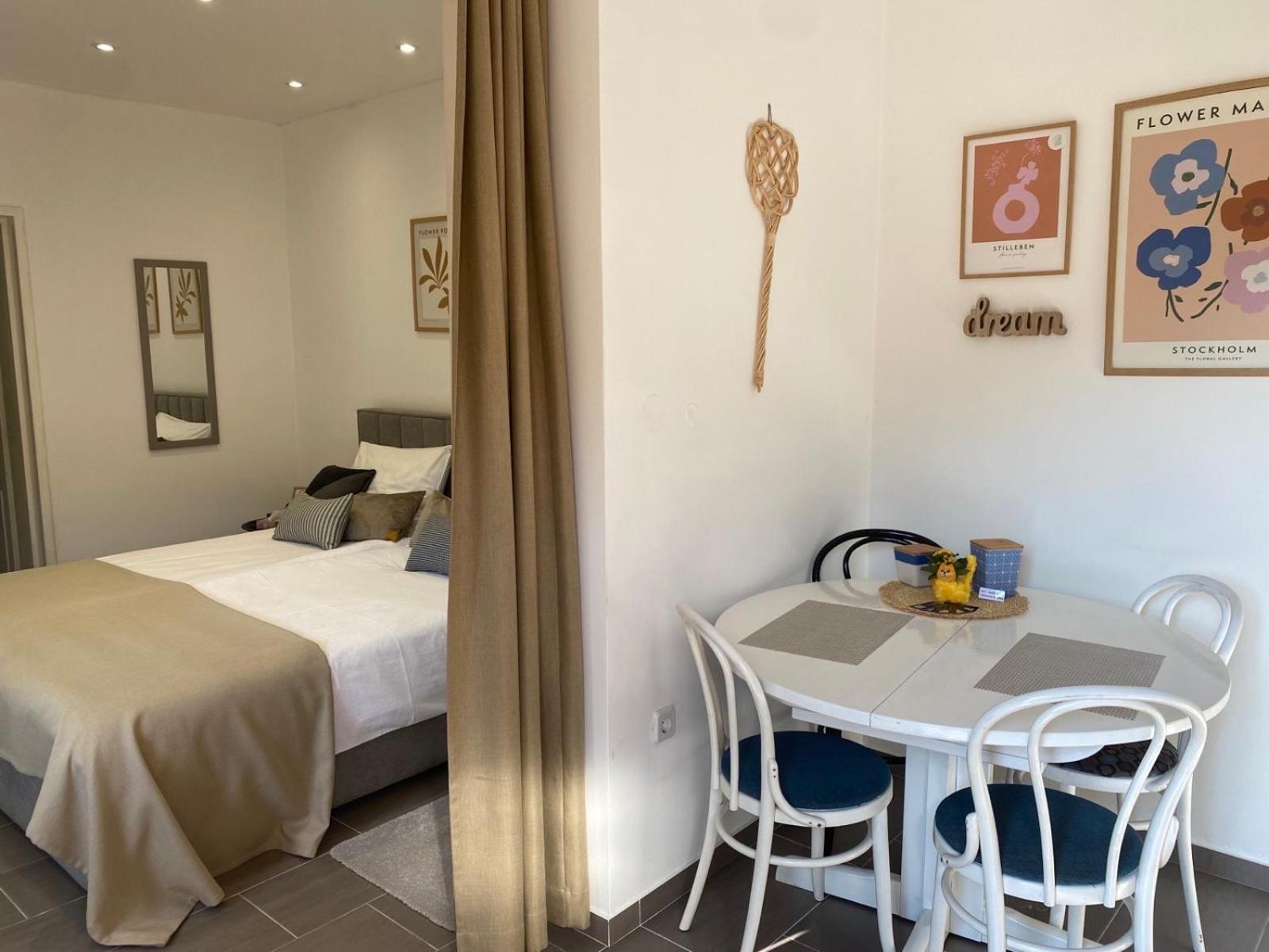 Studio Apartment Lu Rupa Екстер'єр фото